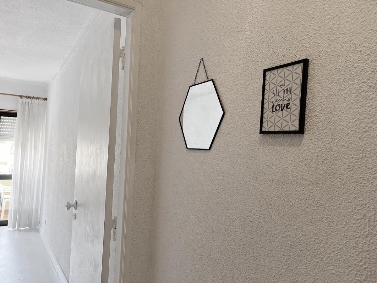 Rocha Beach Apartment Portimao Bagian luar foto